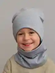 Серый комплект демисезонный для мальчика 3-7 лет .Шапка и снуд для мальчика