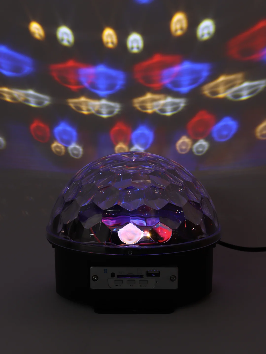 Диско-шар MP3 LED Magic Ball Light