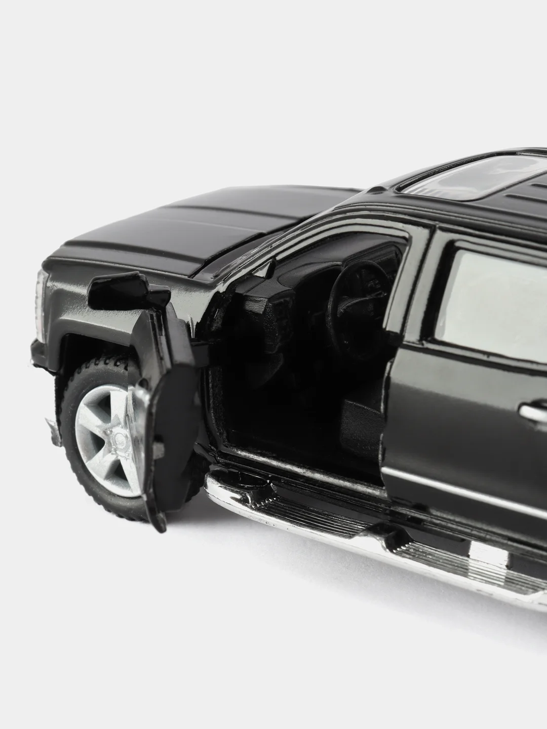 Черный масштабная модель авто 1:46 CHEVROLET Silverado