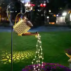 Бронзовый уличный фонарь на солнечной батарее