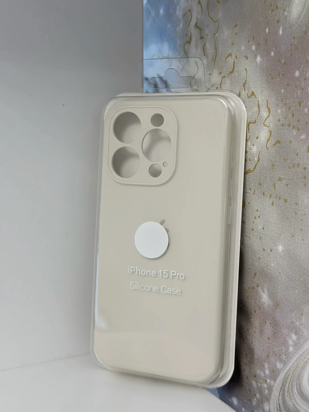 Бежевый чехол силиконовый на Iphone 14, 14Pro, 14promax, 15pro, 15, 15Promax