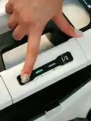 Пылесос для химчистки ковров и мягкой мебели KIWI KCC-4325W белый