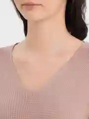 Пудровый женский свитер