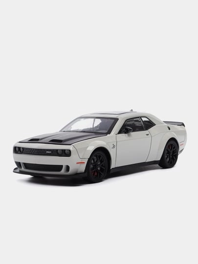 Масштабная металлическая модель авто 1:24 DODGE Challenger