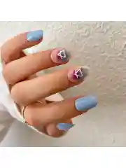 Лавандовый накладные ногти с дизайном