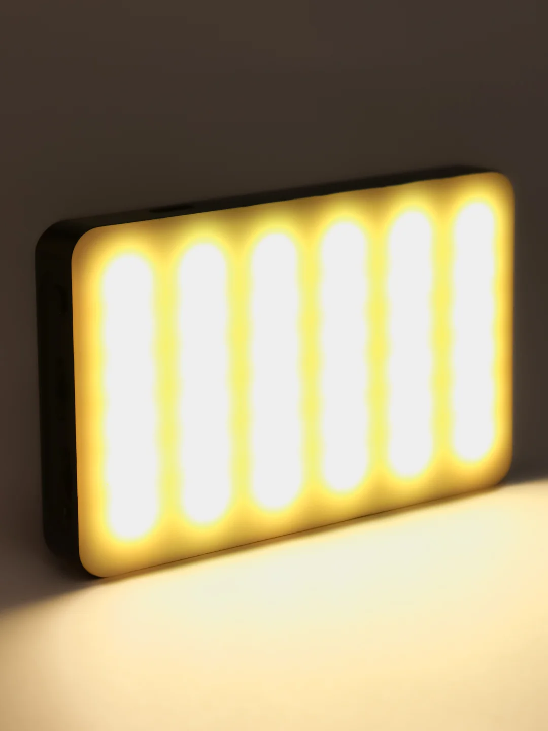 Осветитель Ulanzi VL120 RGB Чёрный