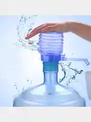 Простая помпа для воды ручная