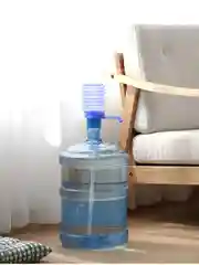 Простая помпа для воды ручная
