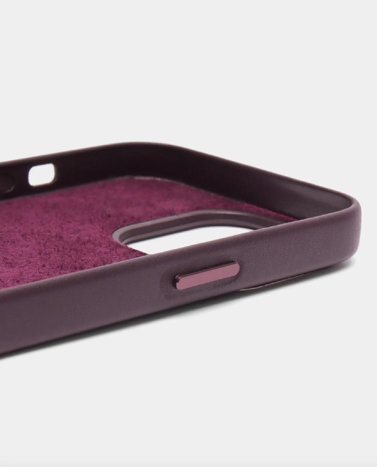 Тёмно-бордовый кожаный чехол Leather Case для iPhone 14 Pro с функцией MagSafe