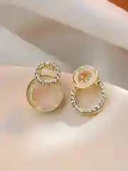 Женские серьги пусеты со стразами