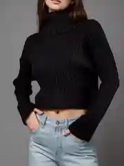 Черный свитер женский укороченный