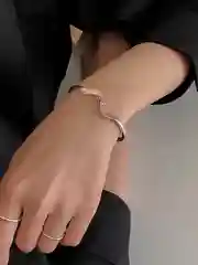 Женский открытый тонкий браслет