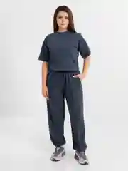 Белый костюм женский спортивный: топ и брюки