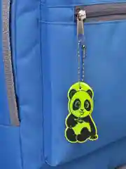 Зеленый светоотражающий элемент, брелок, повязка