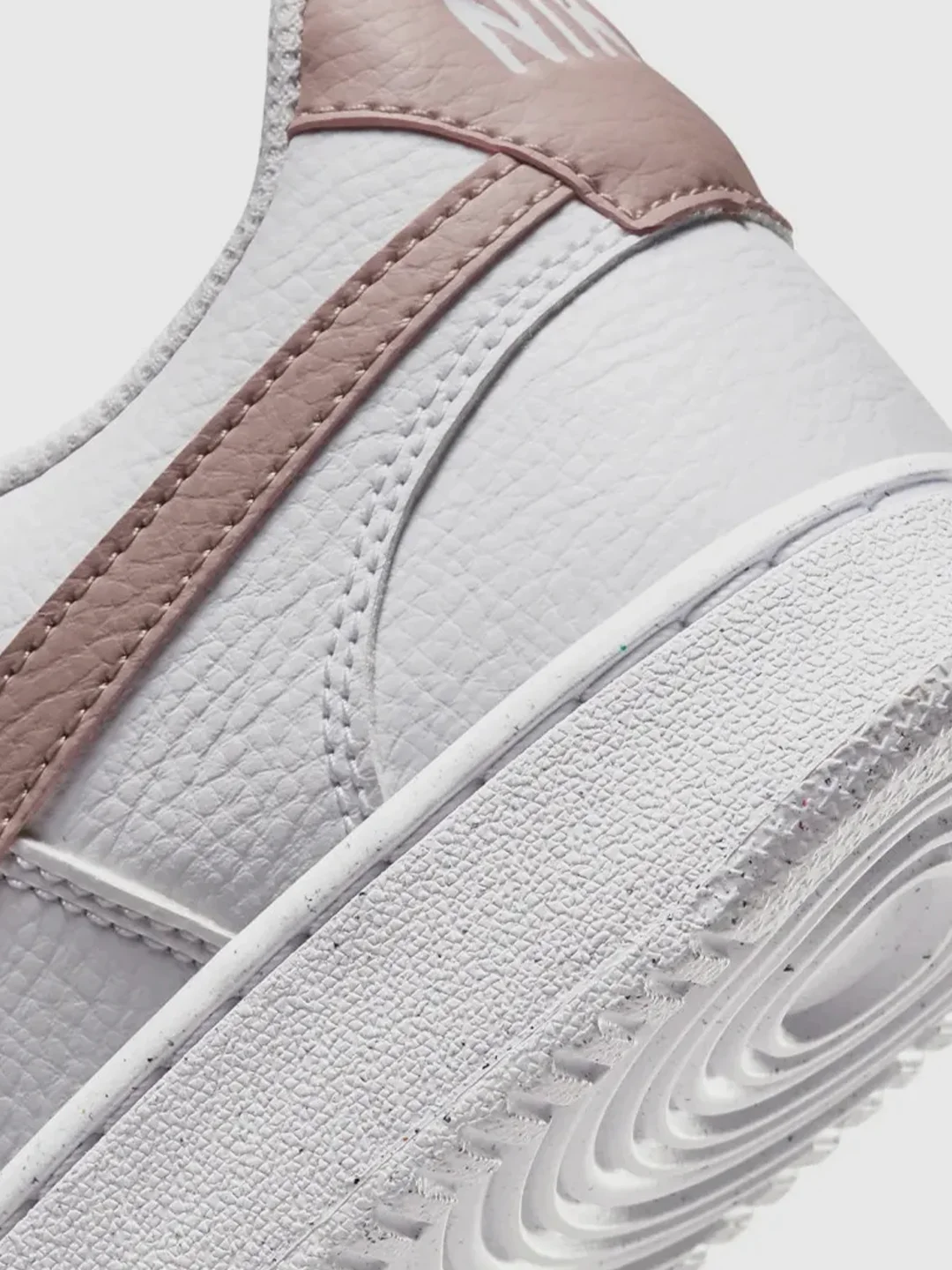 Белый кроссовки женские Nike Court Vision Low Next Nature DH3158-102