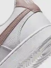Белый кроссовки женские Nike Court Vision Low Next Nature DH3158-102