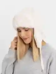 Молочный шапка ушанка женская, зимняя
