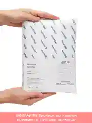 Красный скатерть на стол круглая "Санта в снежинках"