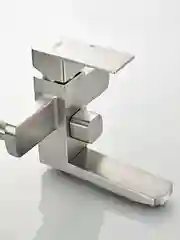 Серебряный душевая стойка со смесителем и тропическим душем Ledeme L72433