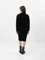Черный костюм женский, теплый, трикотажный: платье и свитер