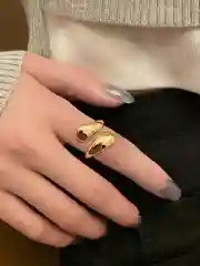 Золотой кольцо женское посеребренное