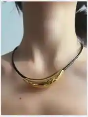 Золотой колье, чокер, цепочка на шею с подвеской, на магните
