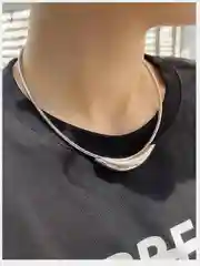 Серебряный колье, чокер, цепочка на шею с подвеской, на магните