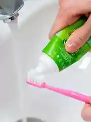 Зубная щётка для взрослых SYNERGETIC Eco dental care, средней жесткости, набор из 2 штук