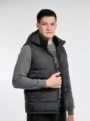 Жилет утепленный безрукавка