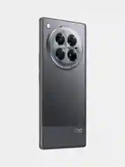 Черный смартфон Infinix ZERO 40 5G 12/256 Гб