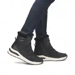 Ботинки зимние женские Rieker из натуральной кожи