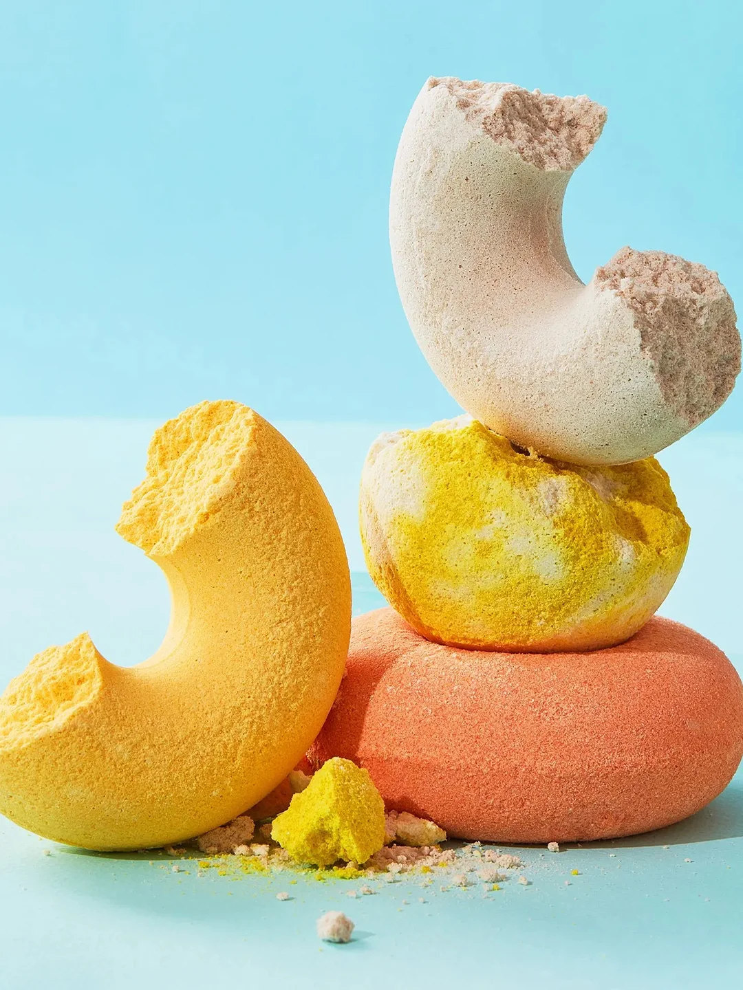 Шипучая бомбочка для ванны Beauty Desserts Кокосовый донат, 140 г