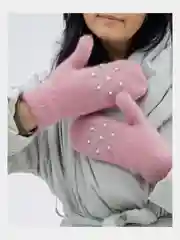 Розовый варежки женские с мехом внутри