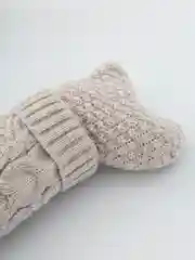 Песочный хаки вязаный костюм с шапочкой и пинетками