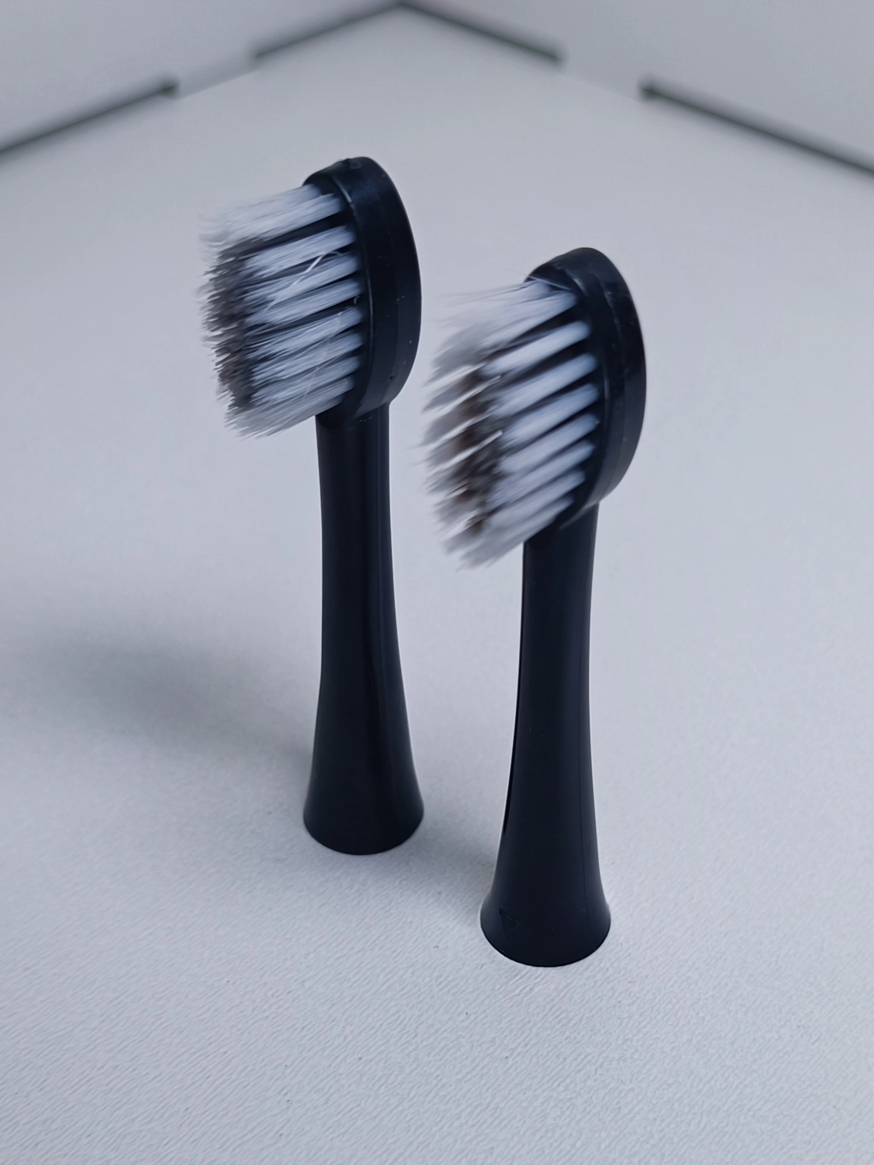 Черный насадки сменные для электрической зубной щетки ,Sonic Toothbrush X-3 2 шт