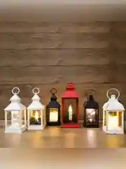 Декоративный фонарь со свечкой Neon-Night, белый корпус, 10,5х10,5х24 см, теплый белый
