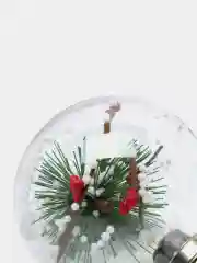 Зеленый елочный шар с подсветкой на батарейках, новогоднее украшение на елку