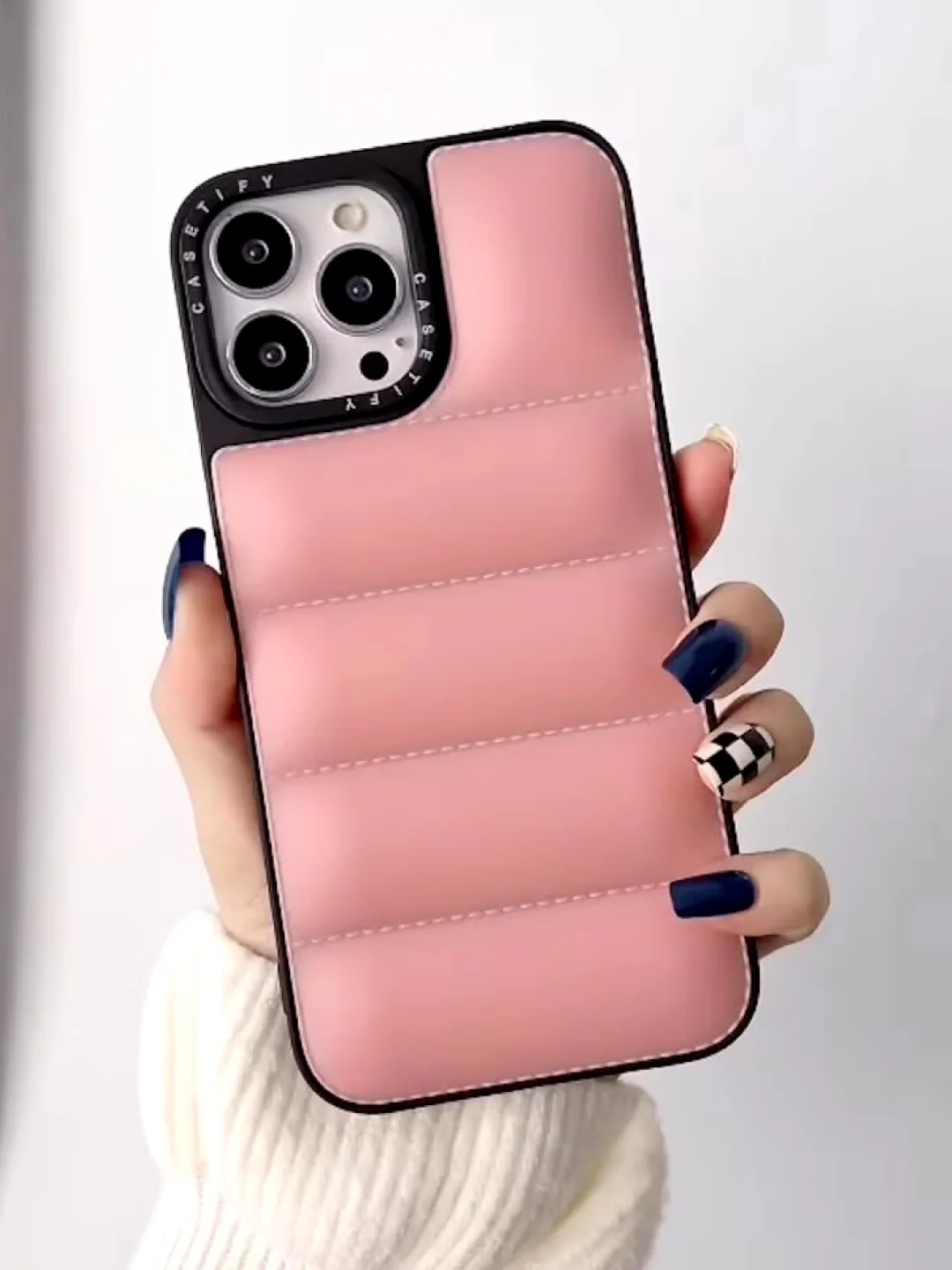 Розовый чехол для айфон (iPhone) 11 13 12 XR Pro Max про макс силиконовый