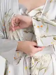 Серебряный халат женский с сорочкой, пижама ночная женская шелковая подарок на новый год