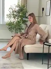 Халат махровый без капюшона. Ткань- хлопок 100%. Размеры-46,48,50,52,54,56,58,60,62