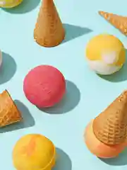 Банановая питательная бомбочка для ванны Beauty Desserts, 110 г