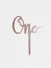 Розовый топпер на торт "One", акрил, надпись, украшение