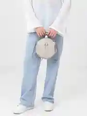 Серебряный сумка женская через плечо, круглая