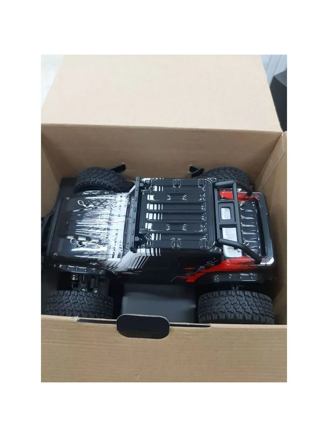 Красный джип 16103 Pro Red, 1:16