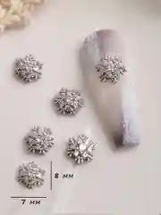Тёмно-коричневый объемные фигурки для маникюра / Стразы для 3D дизайна ногтей