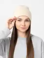 Бежевый шапка женская