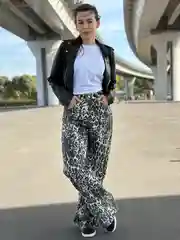 Джинсы женские леопардовые, широкие, стрейч