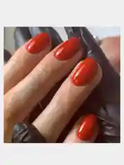Накладные ногти короткие форма Квадрат красный