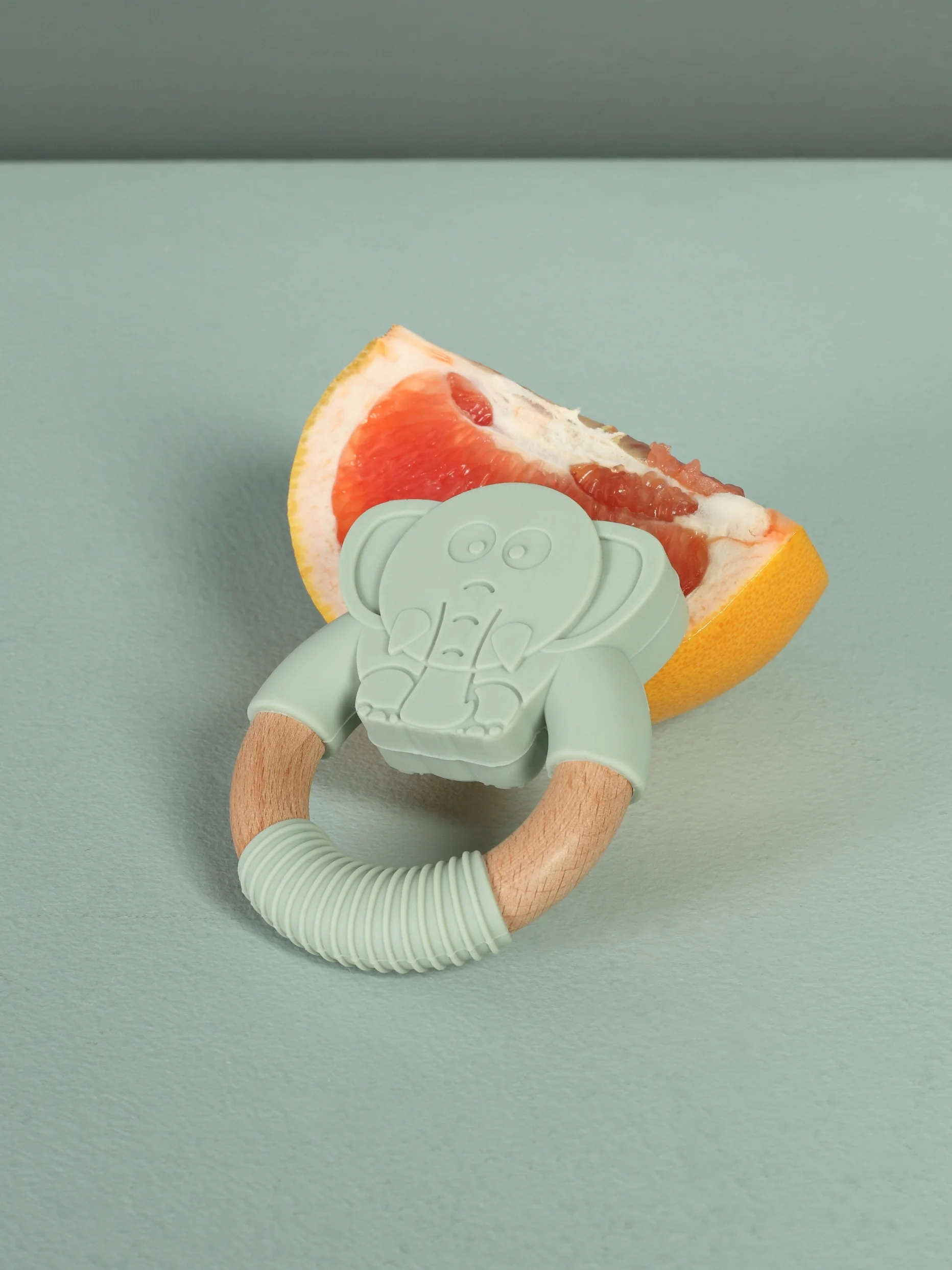 Зеленый прорезыватель для зубов "Elephant" (арт. 4003) green