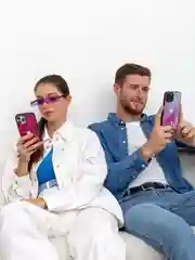 Розовый чехол на iphone 13 pro max, защитный, силиконовый с пластиком/задняя накладка под мрамор